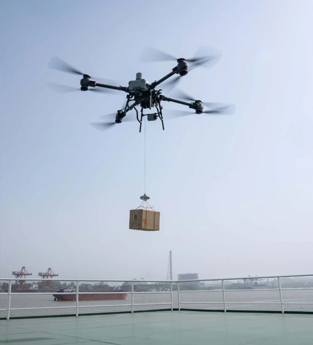 DJI FlyCart 30 UAV (D)